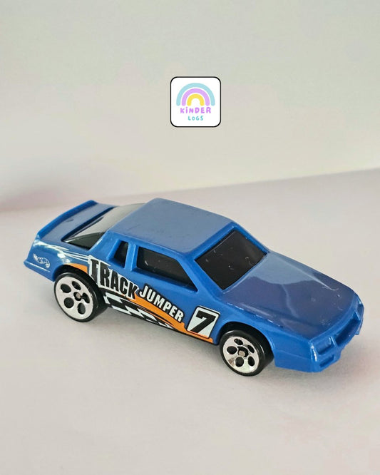 Hot Wheels Chevrolet Stocker Figure 8 Racer (Uncarded) - Kinder Logs