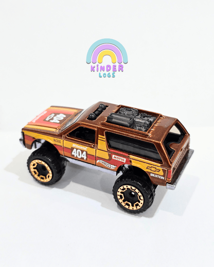 Hot Wheels Chevy Blazer 4x4 - Brown (Uncarded - New) - Kinder Logs