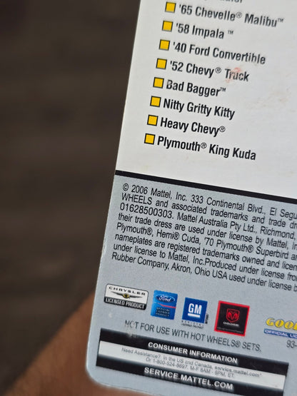 Hot Wheels Classics Purple Passion - Orange (Series 3 18) - Kinder Logs