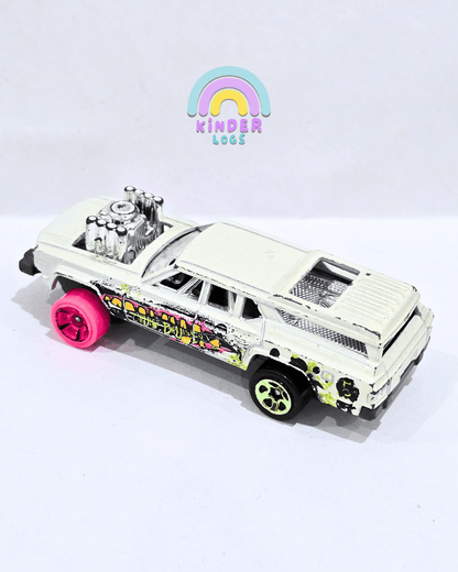 Hot Wheels Cruise Bruiser (Used Car) - Kinder Logs