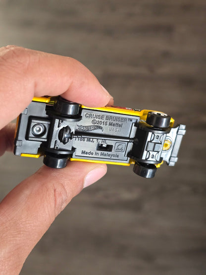 Hot Wheels Cruise Bruiser - Yellow (Uncarded - New) - Kinder Logs