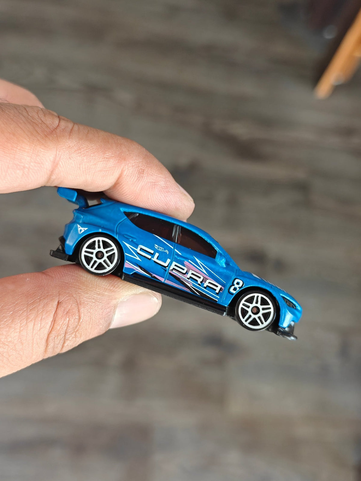 Hot Wheels CUPRA e-RACER - Blue (Uncarded - New) - Kinder Logs