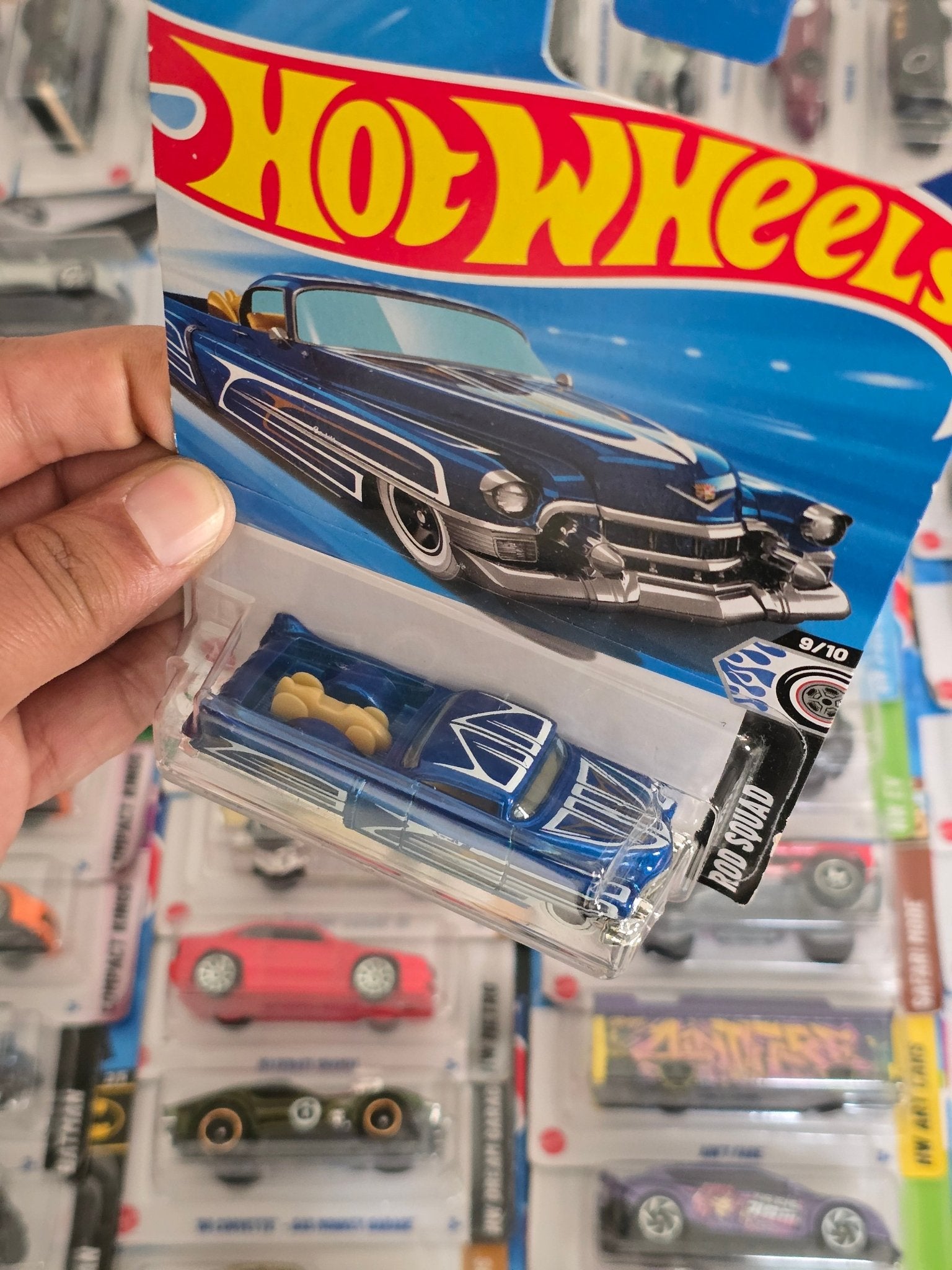 Hot Wheels Custom 1953 Cadillac (Imported) - Kinder Logs