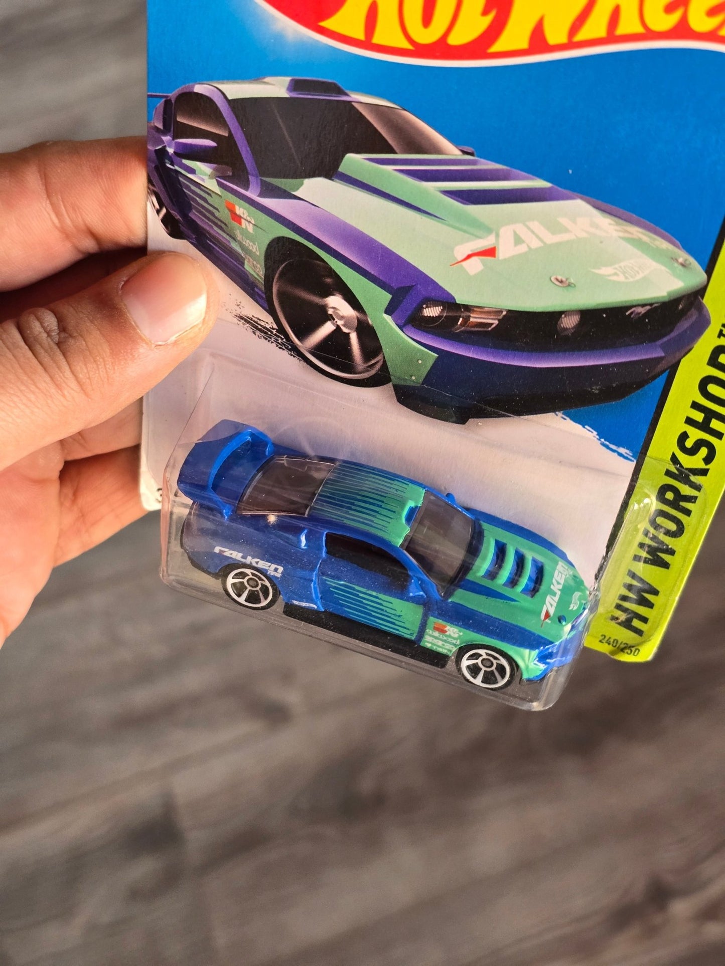 Hot Wheels Custom 2012 Ford Mustang Falken - Blue (2013 Imported) - Kinder Logs