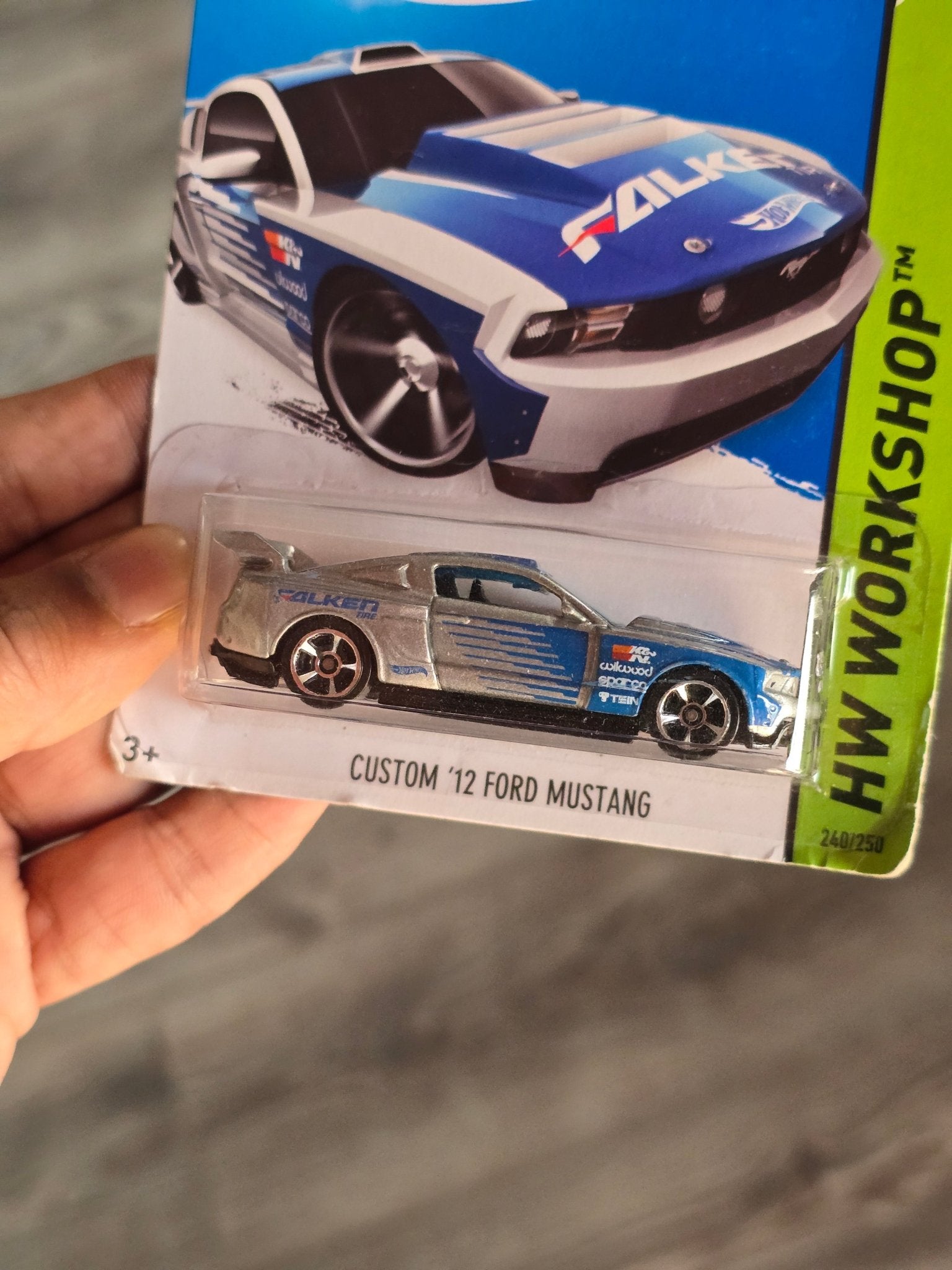 Hot Wheels Custom 2012 Ford Mustang Falken - Silver (2013 Imported) - Kinder Logs
