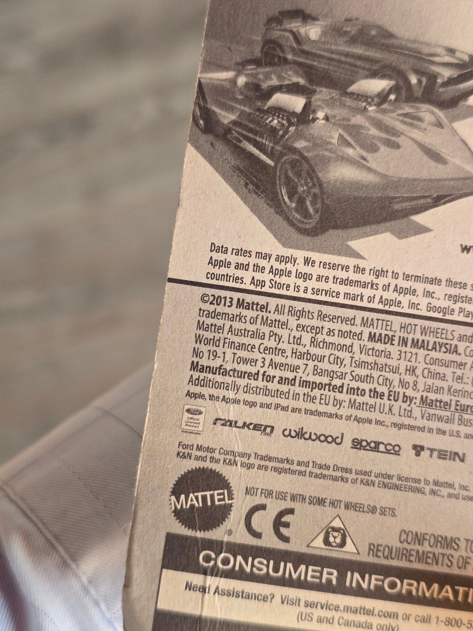 Hot Wheels Custom 2012 Ford Mustang Falken - Silver (2013 Imported) - Kinder Logs