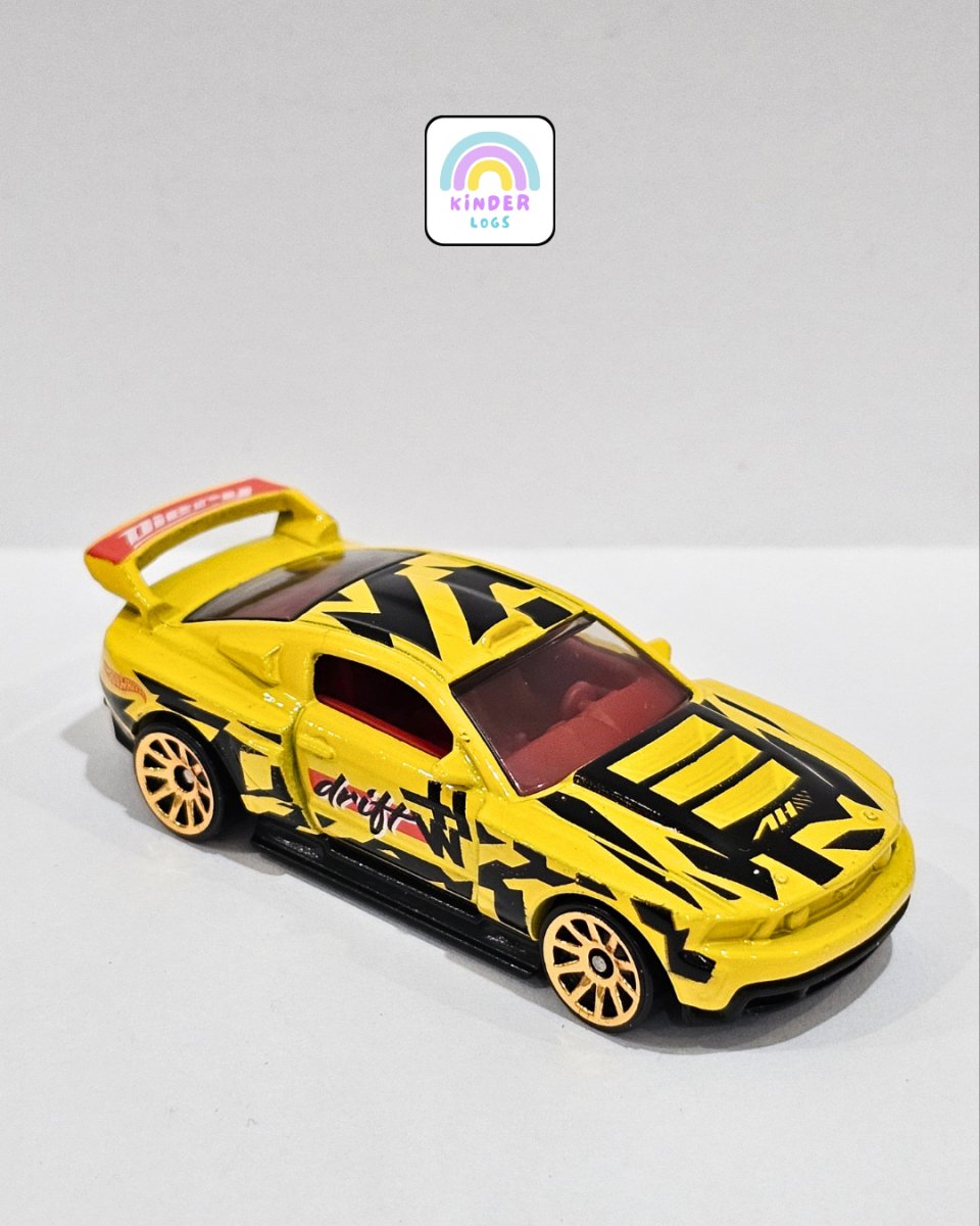 Hot Wheels Custom 2012 Ford Mustang (Uncarded) - Kinder Logs