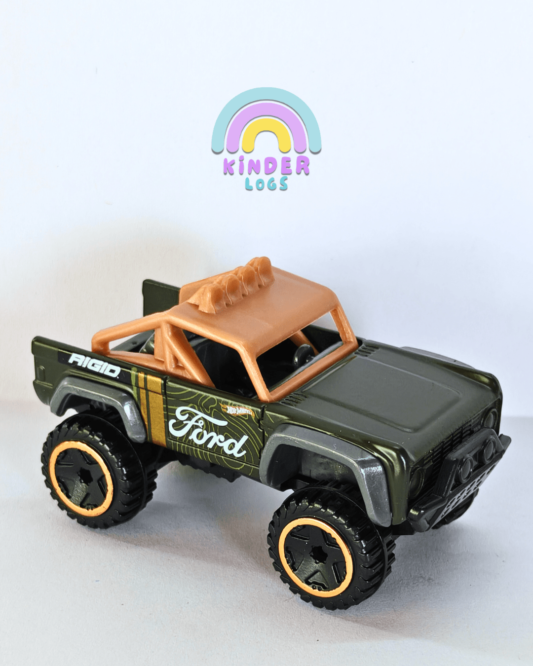 Hot Wheels Custom Ford Bronco - Matte Green (Uncarded - New) - Kinder Logs