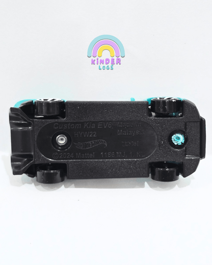 Hot Wheels Custom Kia EV6 (Uncarded) - Kinder Logs