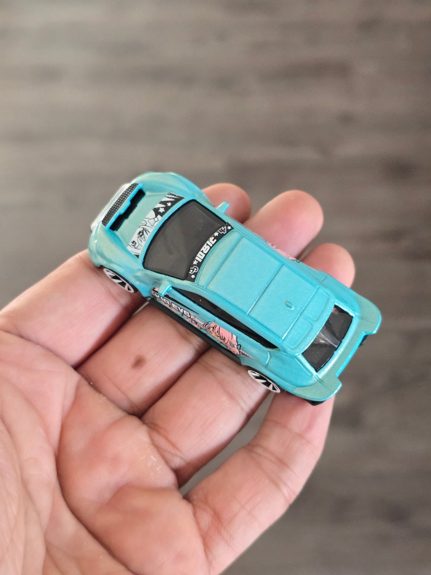 Hot Wheels Custom Kia EV6 (Uncarded - New) - Kinder Logs