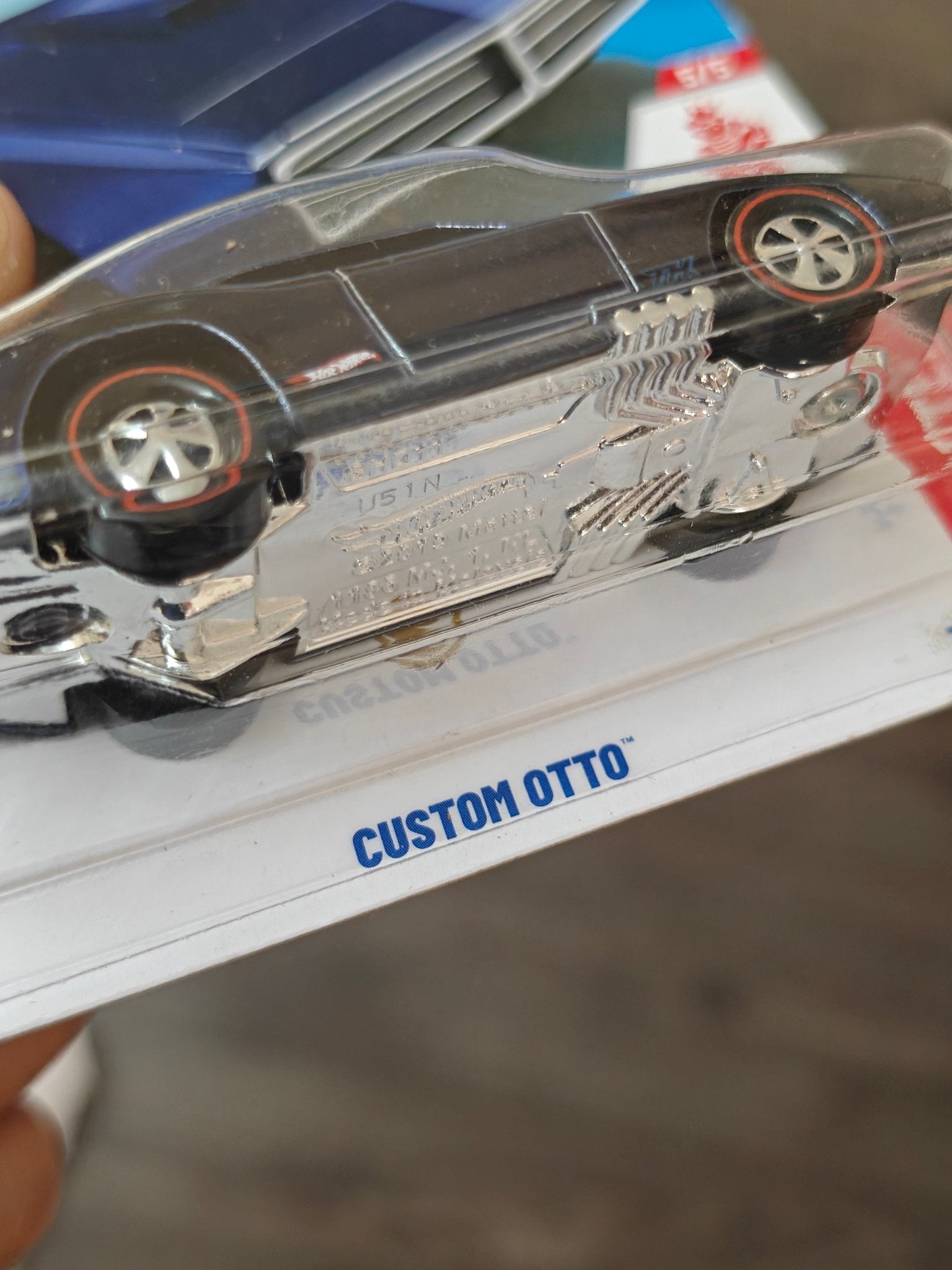Hot Wheels Custom Otto Super Treasure Hunt (STH) - Kinder Logs
