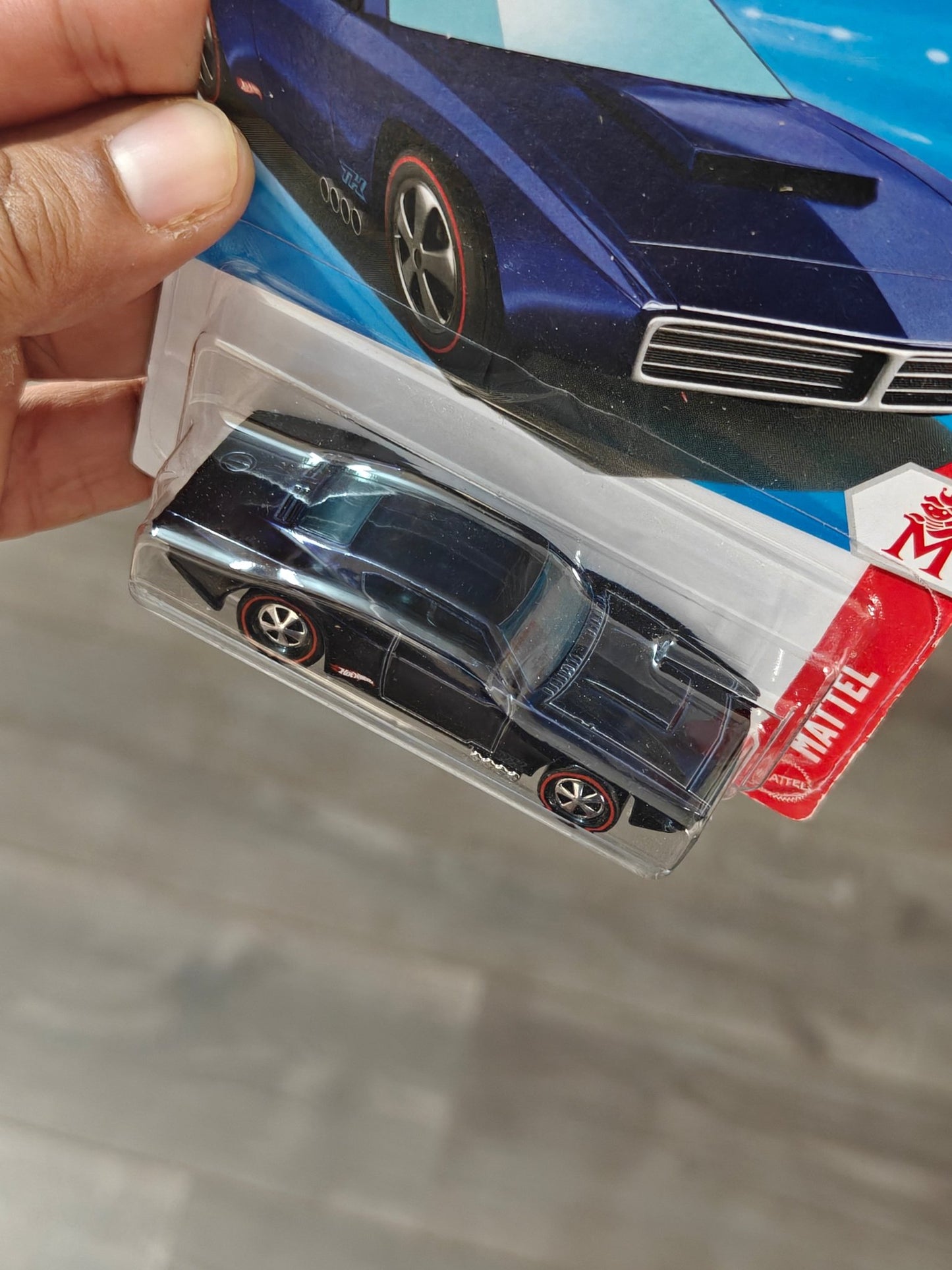 Hot Wheels Custom Otto Super Treasure Hunt (STH) - Kinder Logs