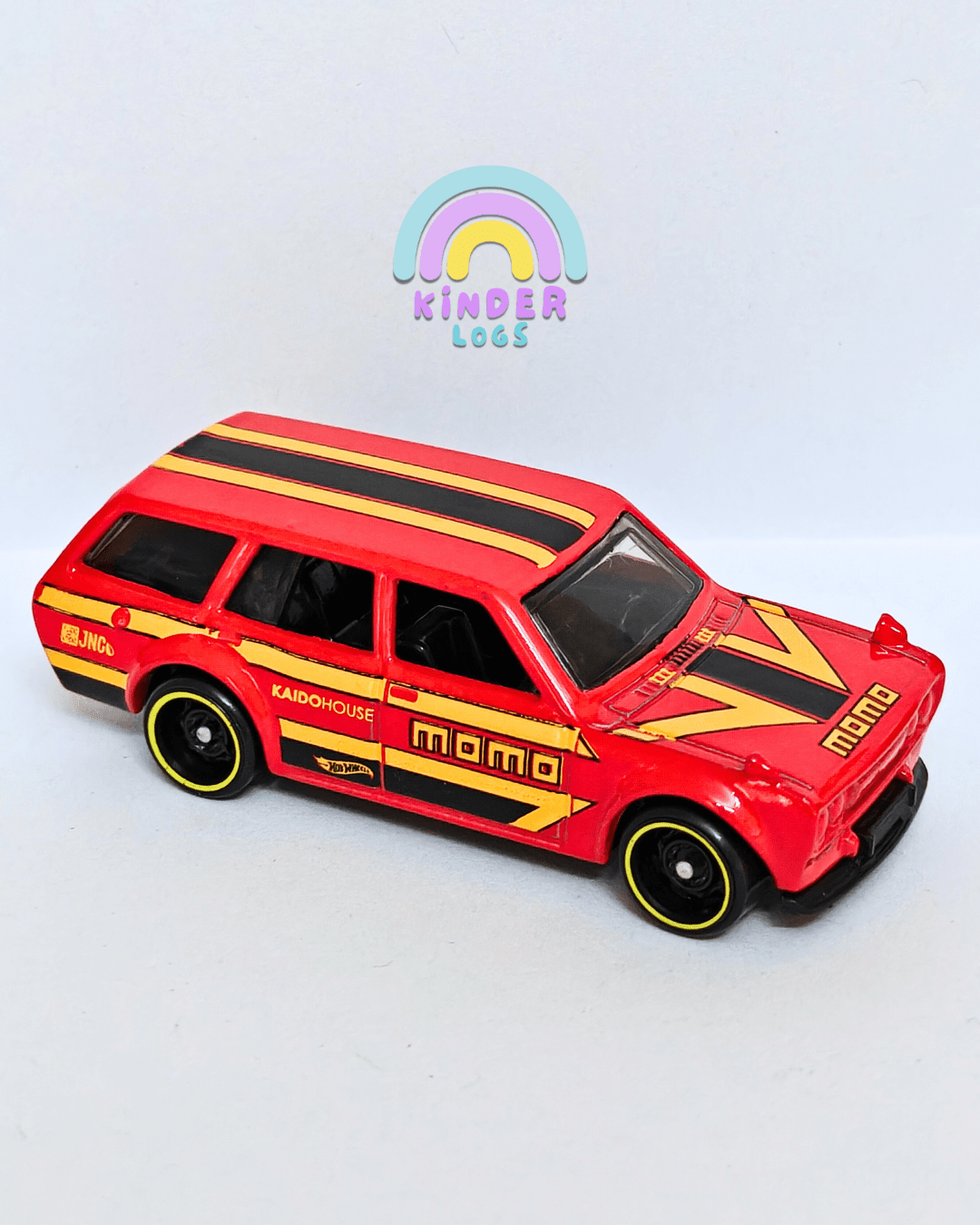 Hot Wheels Datsun Bluebird Wagon 510 MOMO - Red (Uncarded - New) - Kinder Logs