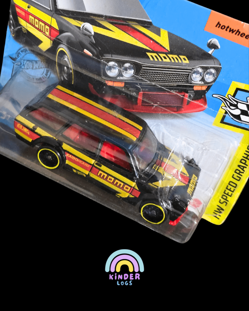 Hot Wheels Datsun Bluebird Wagon 510 - Short Card (Imported) - Kinder Logs