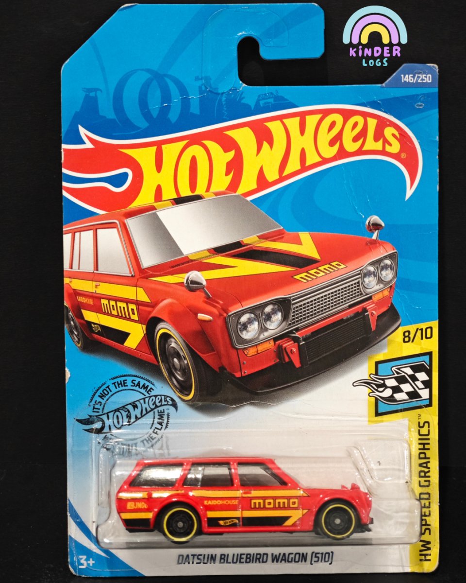 Hot Wheels Datsun Bluebird Wagon (MOMO) - Kinder Logs