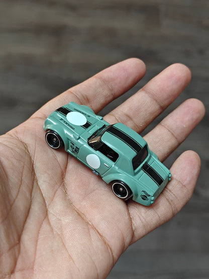 Hot Wheels Datsun Fairlady 2000 YOKOHAMA (Uncarded - New) - Kinder Logs