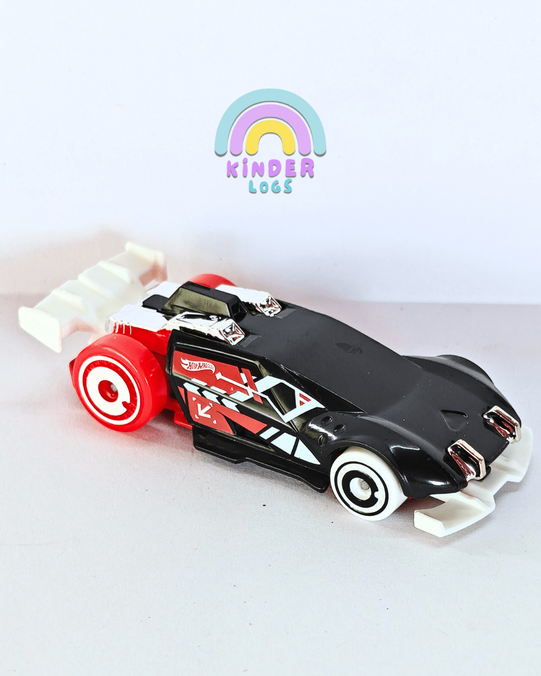 Hot Wheels DAVancenator - Black (Uncarded - New) - Kinder Logs