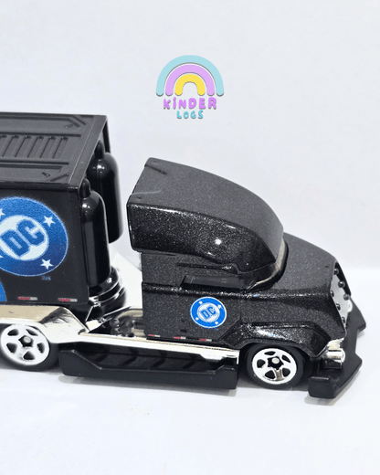 Hot Wheels DC Comics Hype Hauler (Uncarded) - Kinder Logs