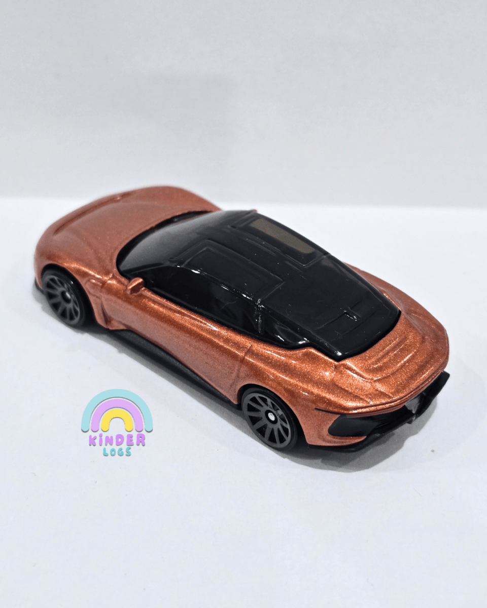 Hot Wheels DeLorean Alphas - Orange (Uncarded) - Kinder Logs