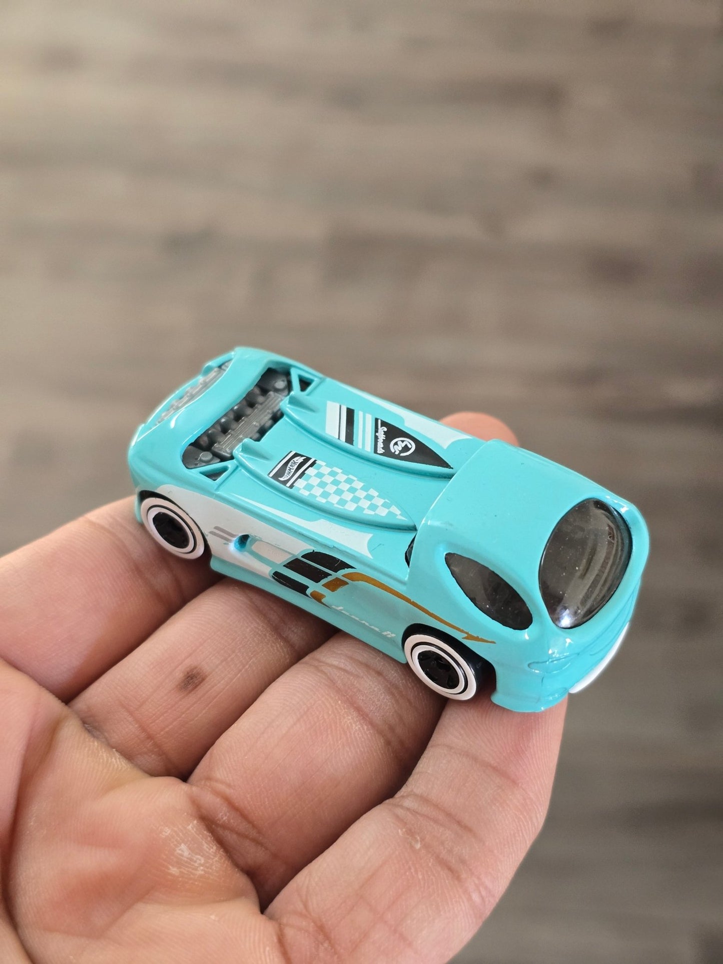 Hot Wheels Deora II - Turquoise (Uncarded - New) - Kinder Logs
