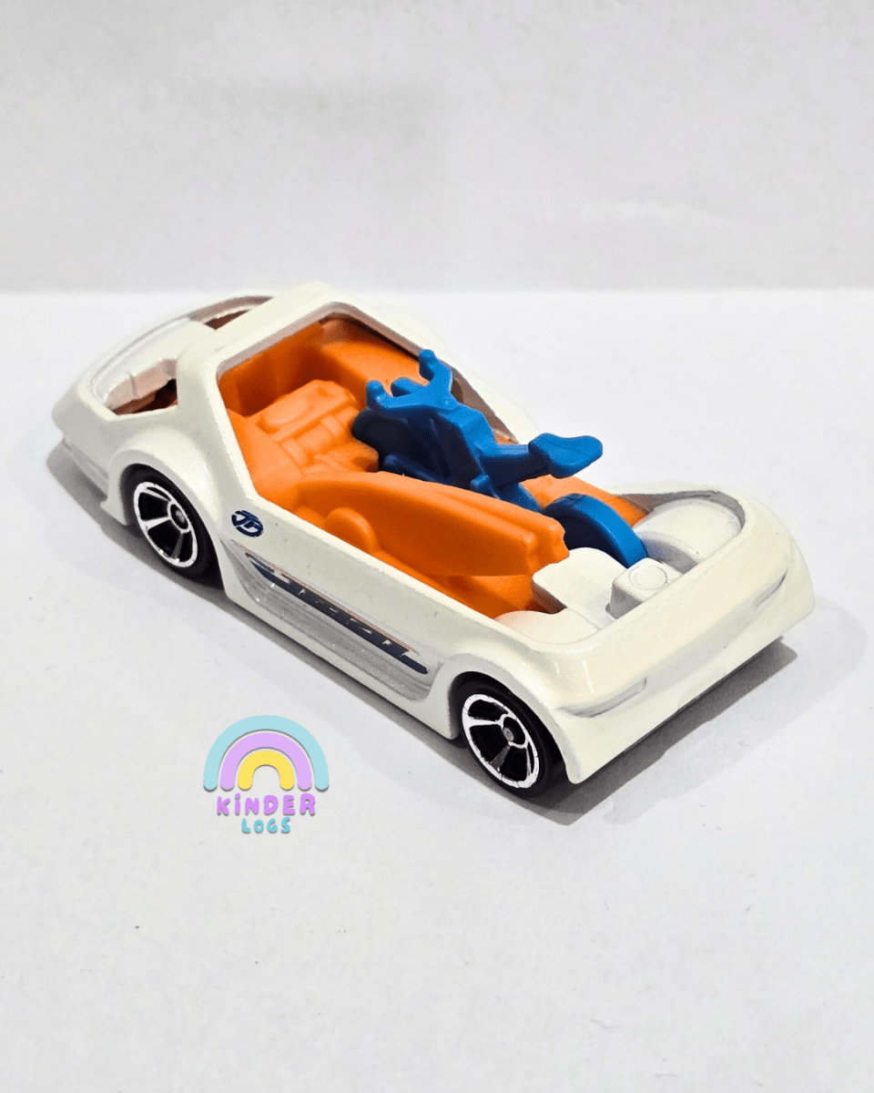 Hot Wheels Deora III - White (Uncarded) - Kinder Logs