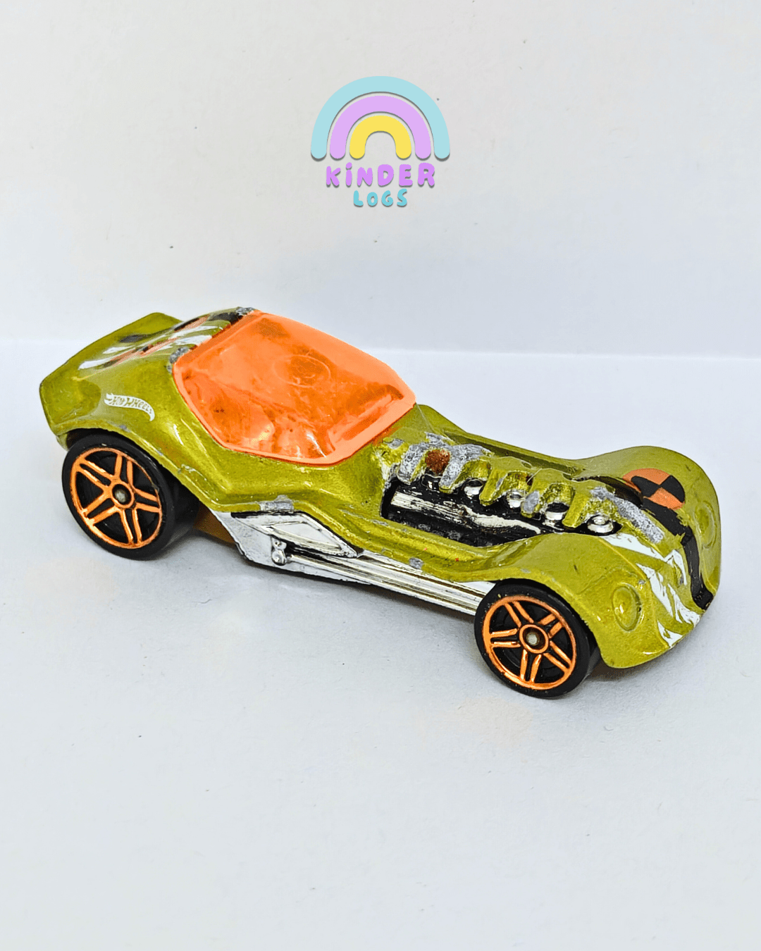 Hot Wheels Dieselboy - Green (Pre - Owned Car) - Kinder Logs