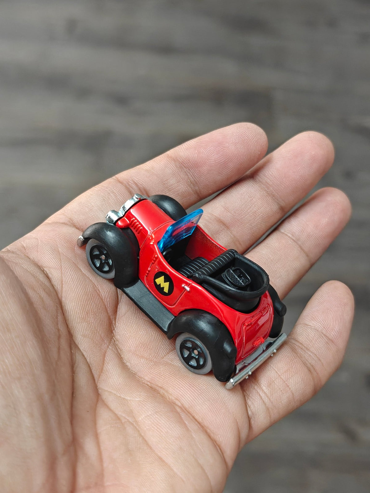 Hot Wheels Disney Mickey Mouse Car (Uncarded - New) - Kinder Logs
