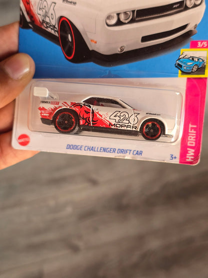 Hot Wheels Dodge Challenger Drift Car - 426 Mopar - White (2021 Imported) - Kinder Logs