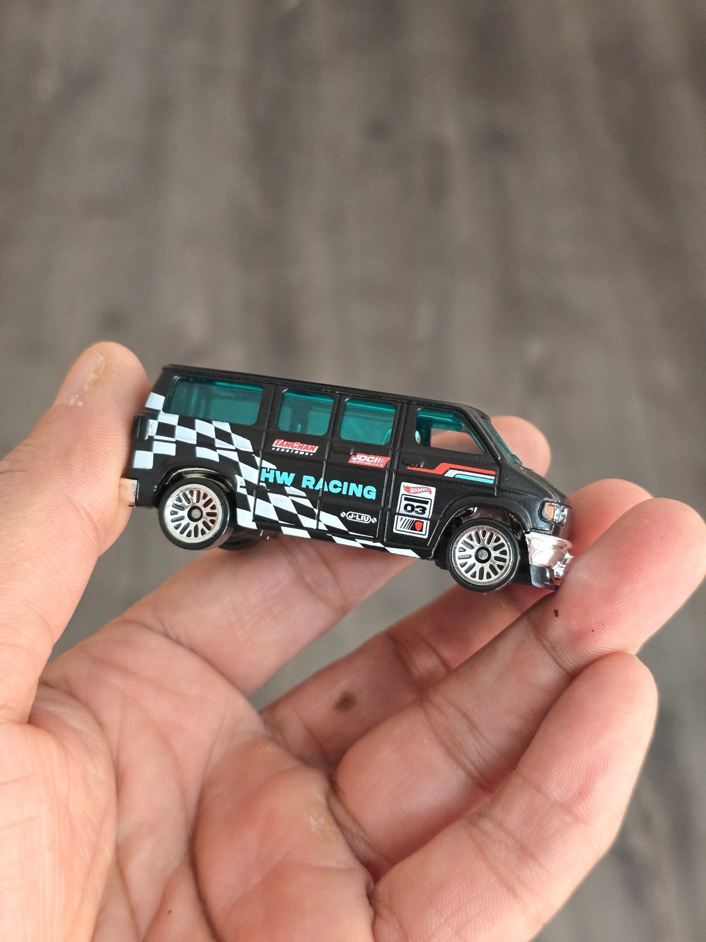 Hot Wheels Dodge Van - Black (Uncarded - New) - Kinder Logs