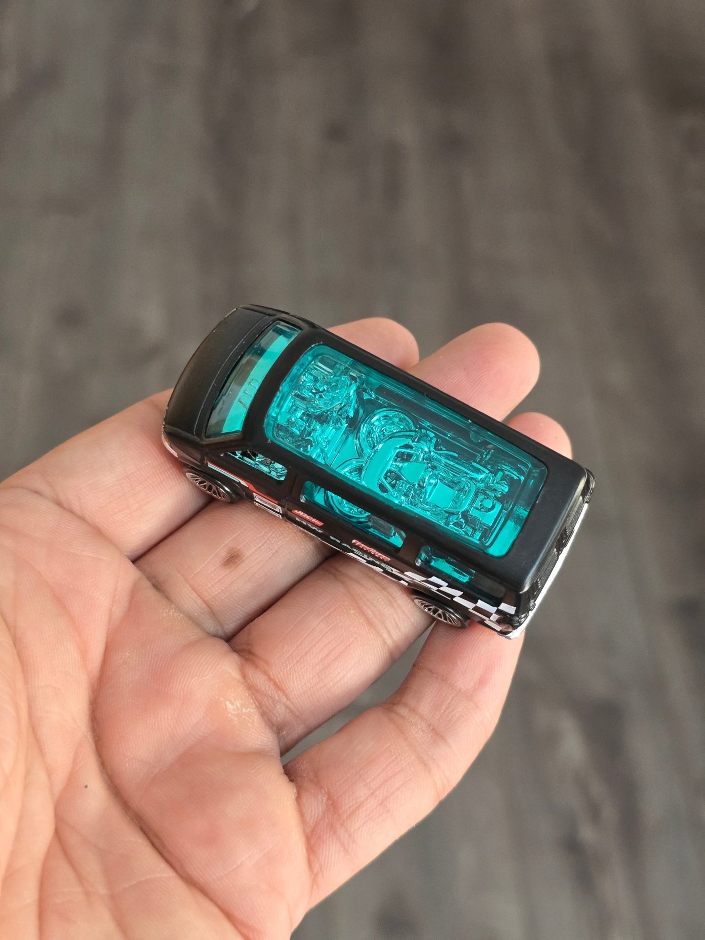 Hot Wheels Dodge Van - Black (Uncarded - New) - Kinder Logs