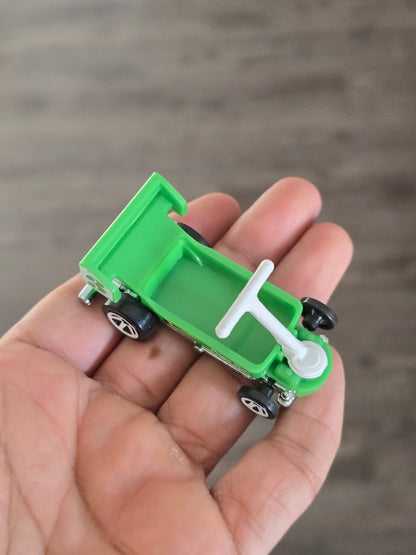 Hot Wheels Draggin' Wagon - Green - With Metal Base (Uncarded - New) - Kinder Logs