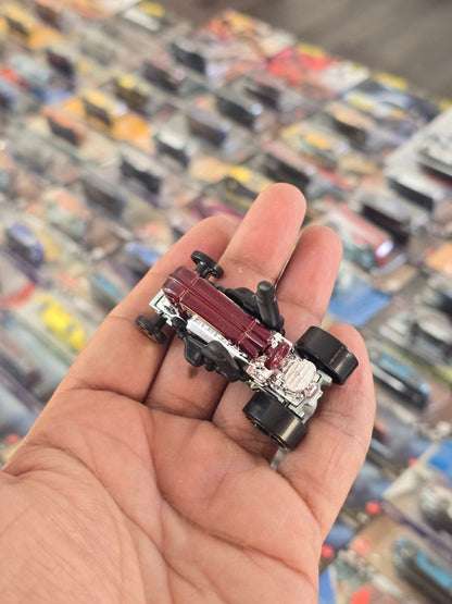 Hot Wheels Dragtor (Uncarded) - Kinder Logs