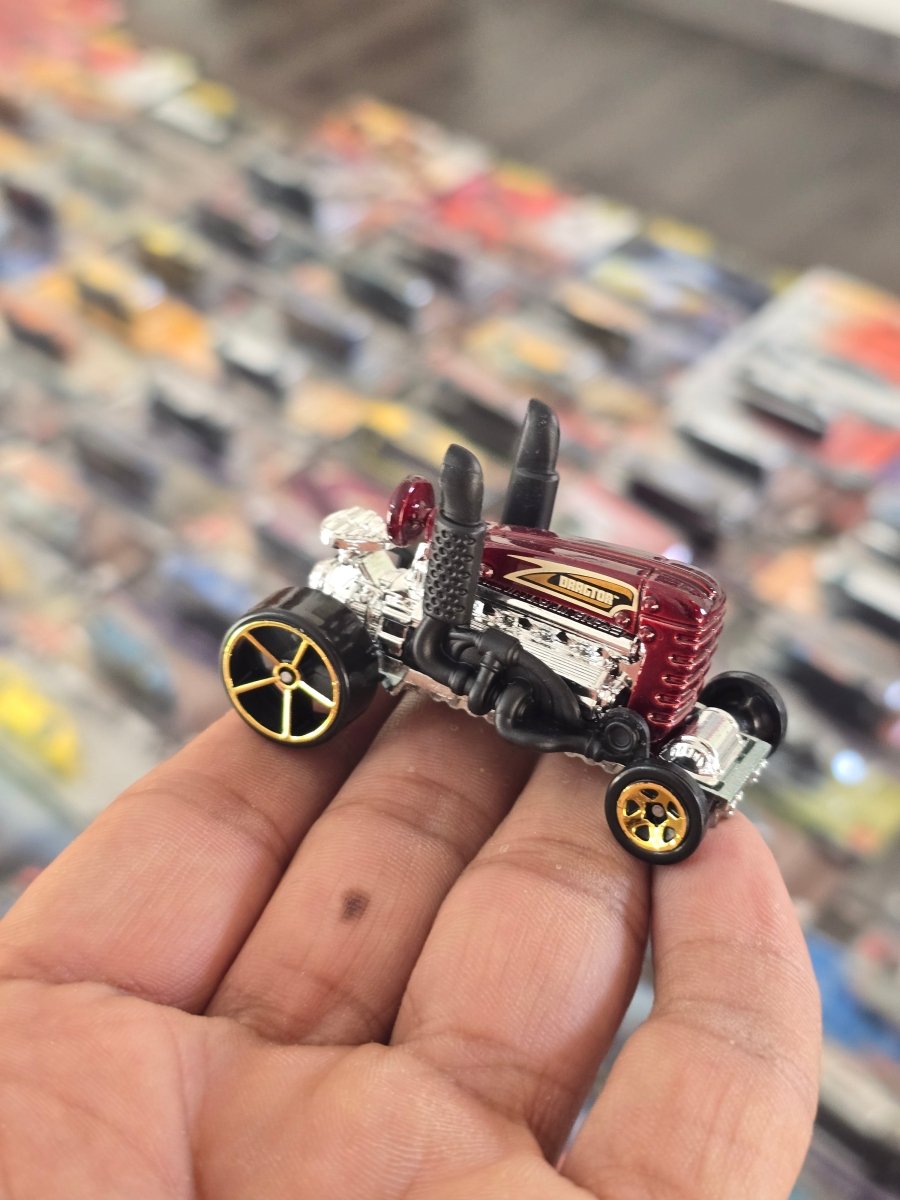Hot Wheels Dragtor (Uncarded) - Kinder Logs