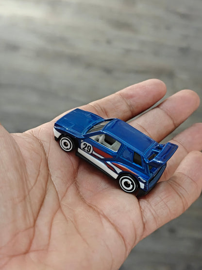 Hot Wheels Drift Box - Blue (Uncarded - New) - Kinder Logs