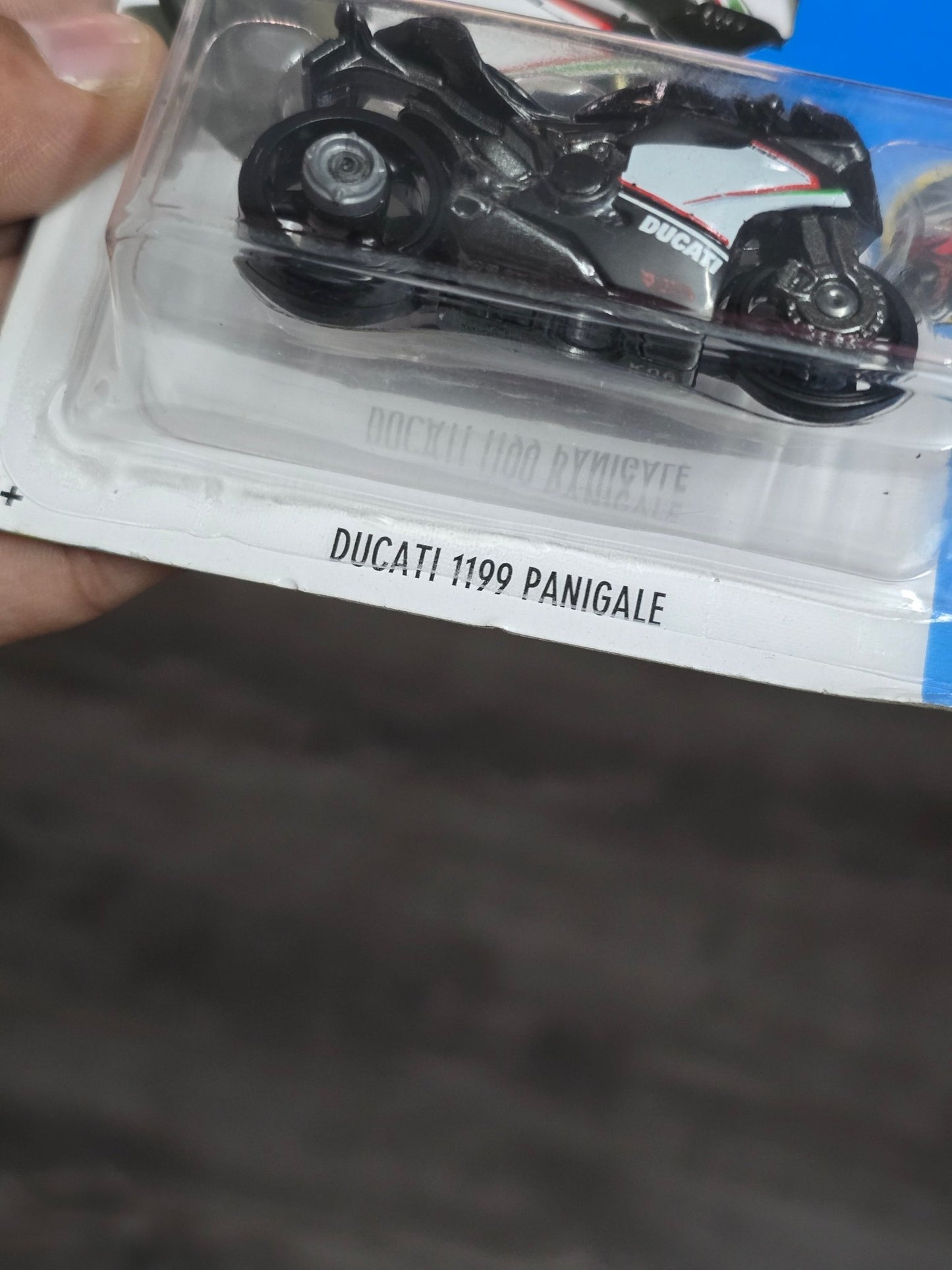 Hot Wheels Ducati 1199 Panigale - Rare Find (Imported) - Kinder Logs