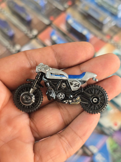 Hot Wheels Ducati Scrambler Limited Edition (Uncarded) - Kinder Logs