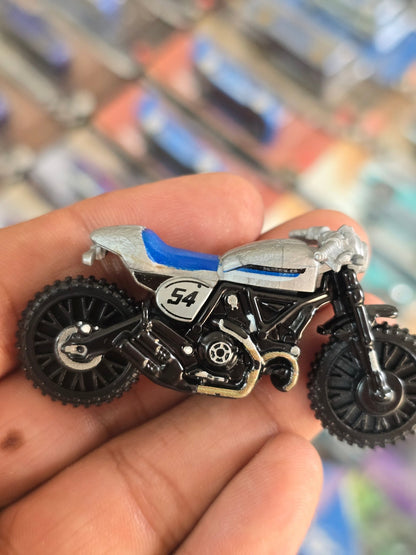 Hot Wheels Ducati Scrambler Limited Edition (Uncarded) - Kinder Logs