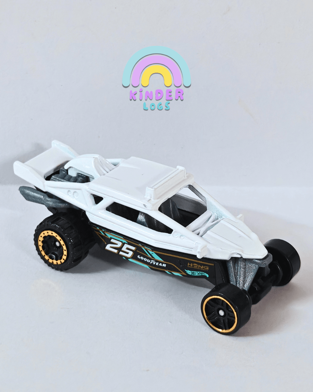 Hot Wheels Dune It Up - White (Uncarded - New) - Kinder Logs