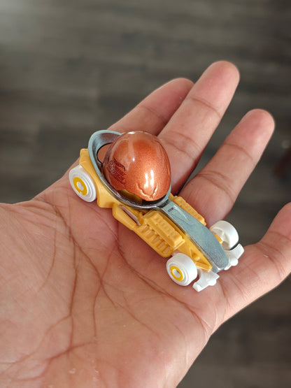 Hot Wheels Eggshell Racer - Yellow (Uncarded) - Kinder Logs