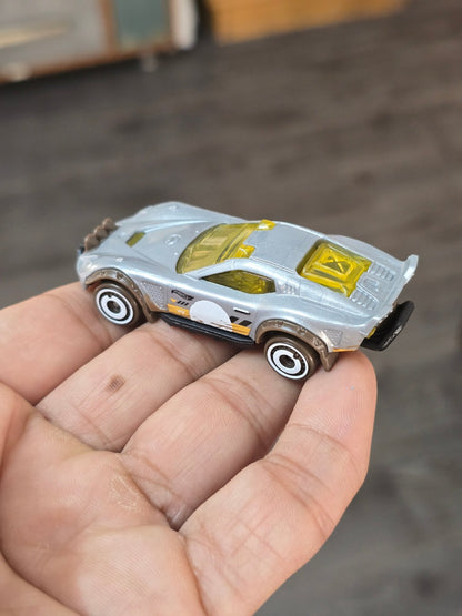 Hot Wheels El Segundo Rallye (Uncarded - New) - Kinder Logs