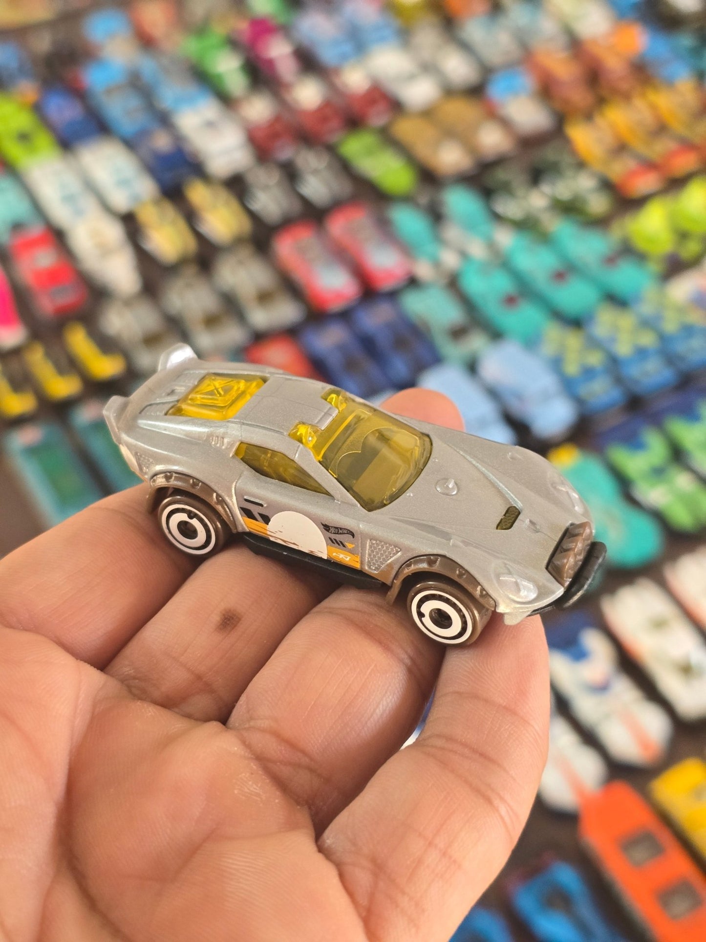 Hot Wheels El Segundo Rallye (Uncarded - New) - Kinder Logs