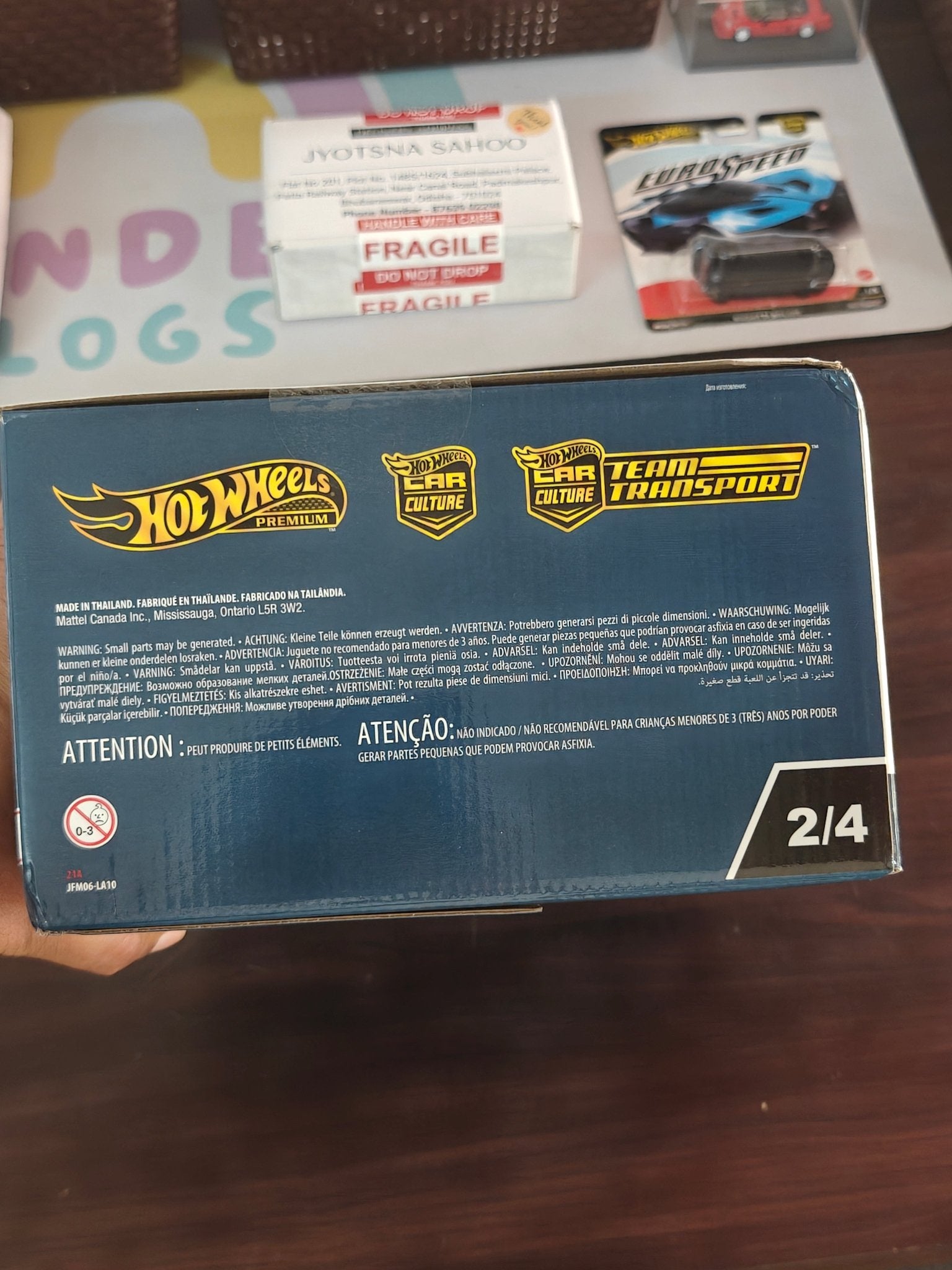 Hot Wheels Factory Set With 0/5 CHASE Audi RS6 Avant & Toyota Land Cruiser - Kinder Logs