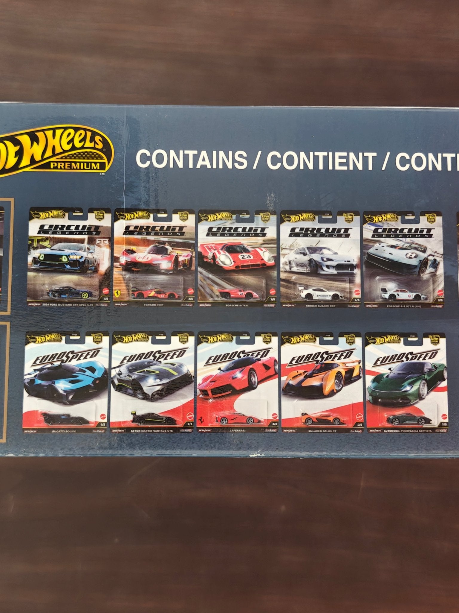 Hot Wheels Factory Set With 0/5 CHASE Ferrari 499p & Bugatti Bolide - Kinder Logs