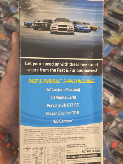 Hot Wheels Fast & Furious 5 - Pack Featuring Nissan Skyline GT - R - Kinder Logs