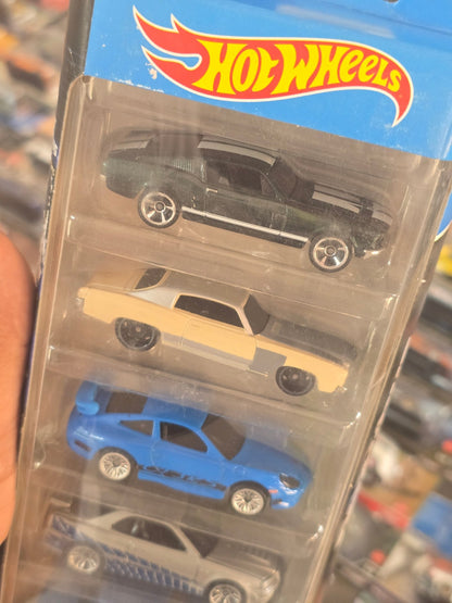 Hot Wheels Fast & Furious 5 - Pack Featuring Nissan Skyline GT - R - Kinder Logs