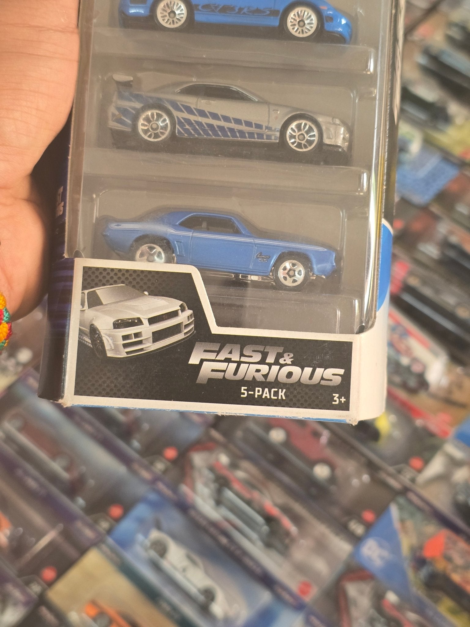 Hot Wheels Fast & Furious 5 - Pack Featuring Nissan Skyline GT - R - Kinder Logs