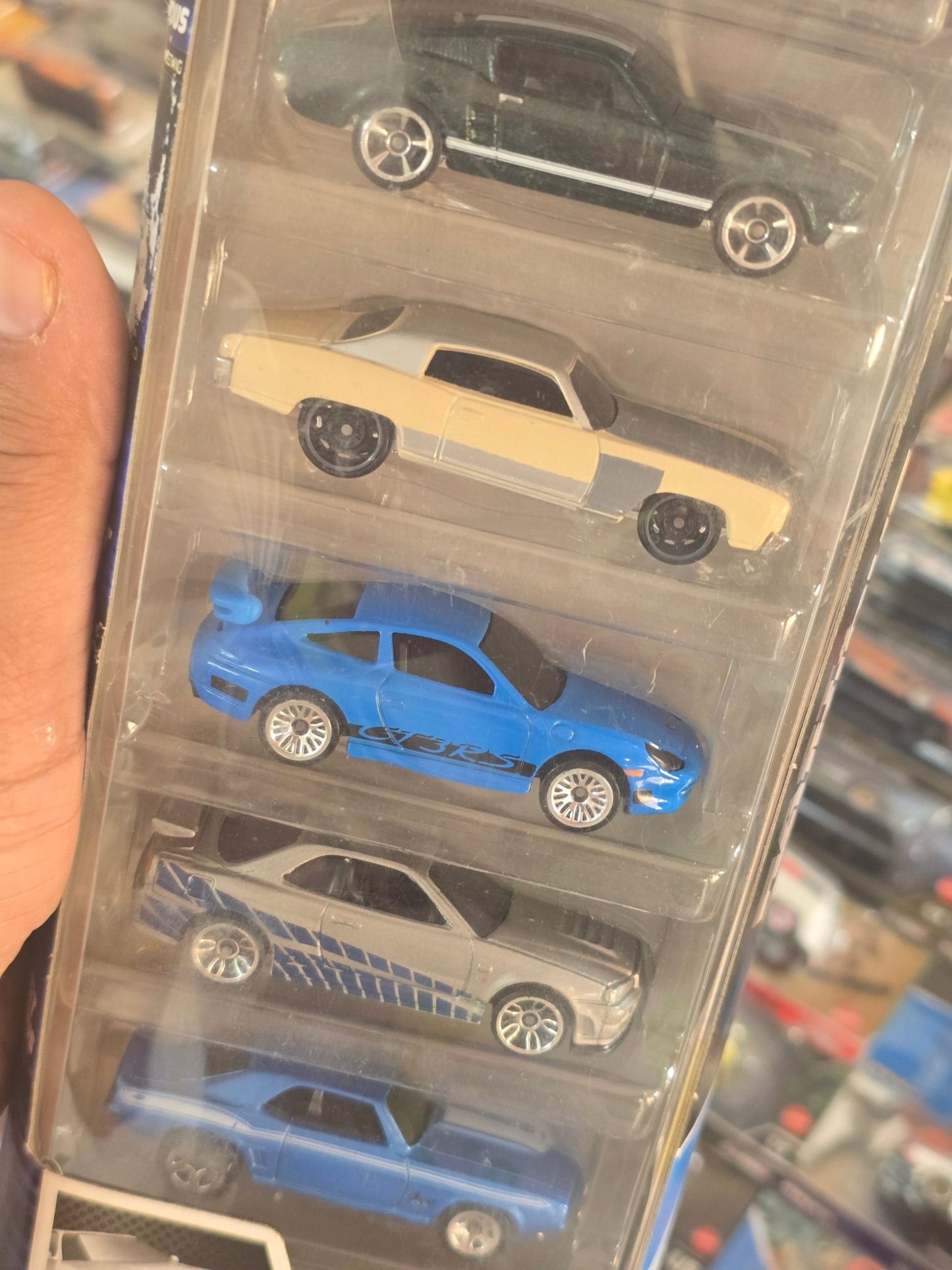 Hot Wheels Fast & Furious 5 - Pack Featuring Nissan Skyline GT - R - Kinder Logs