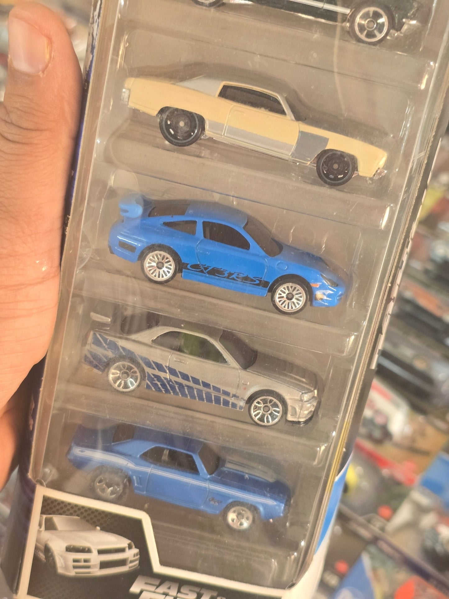Hot Wheels Fast & Furious 5 - Pack Featuring Nissan Skyline GT - R - Kinder Logs