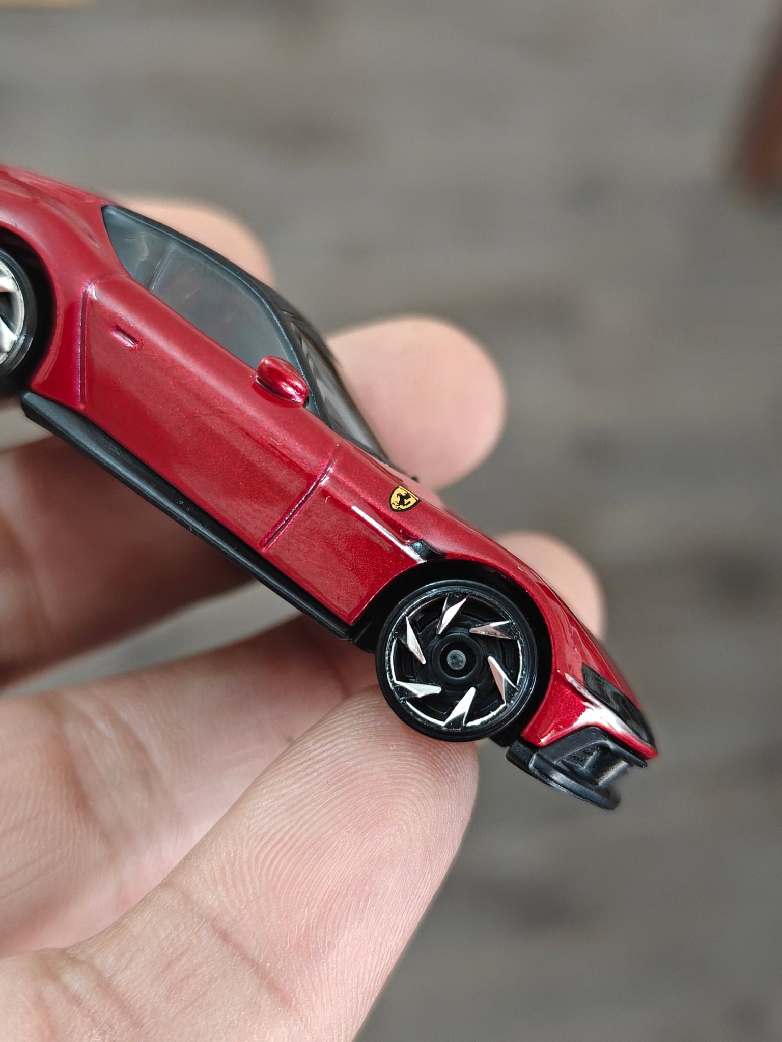 Hot Wheels Ferrari 12Cilindri - Red (Uncarded - New) - Kinder Logs