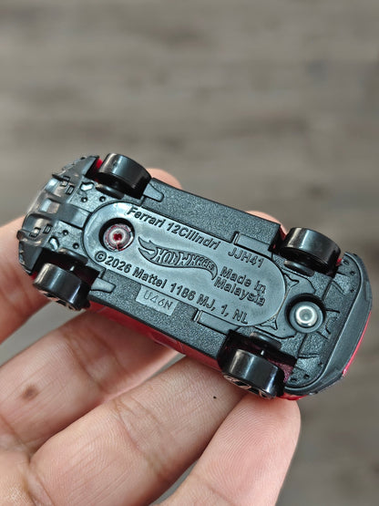 Hot Wheels Ferrari 12Cilindri - Red (Uncarded - New) - Kinder Logs